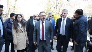 AK PARTİ GENEL MERKEZ YEREL YÖNETİMLER BAŞKAN YARDIMCISI VE ELAZIĞ BELEDİYE BAŞKANI MÜCAHİT YANILMAZ SİNCAN'I ZİYARET ETTİ. 