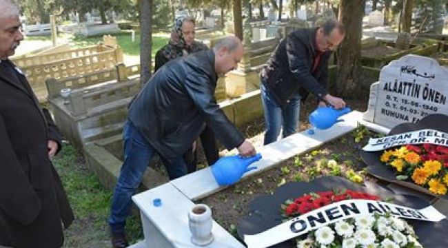 ALAATTİN ÖNEN 17. ÖLÜM YILDÖNÜMÜNDE MEZARI BAŞINDA ANILDI