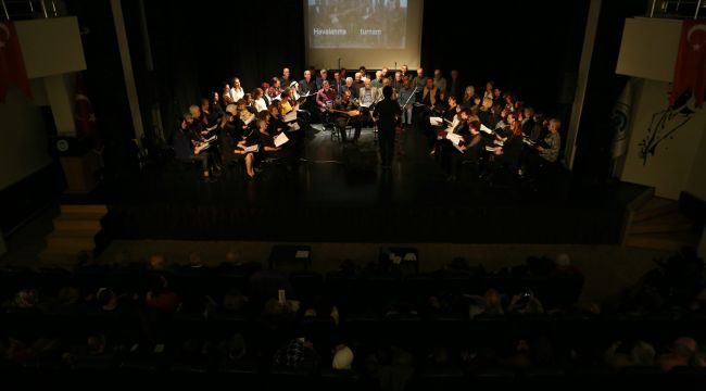 Aşık Veysel türküleri ile anıldı