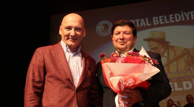 BAŞKAN ALTINOK ÖZ ÂŞIK VEYSEL'İ ANMA PROGRAMINA KATILDI