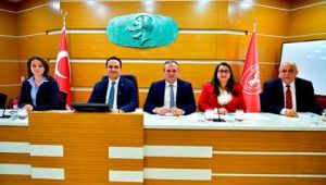 Başkan Atila 5 yılı son meclis toplantısında değerlendirdi