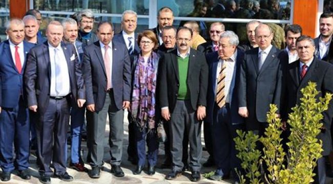 BAŞKAN CAHAN MUHASEBECİLER GÜNÜ TOPLANTISINA KATILDI