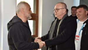 Başkan Ergün, " Sizler Bu Kulübe Layık Futbolcularsınız" 