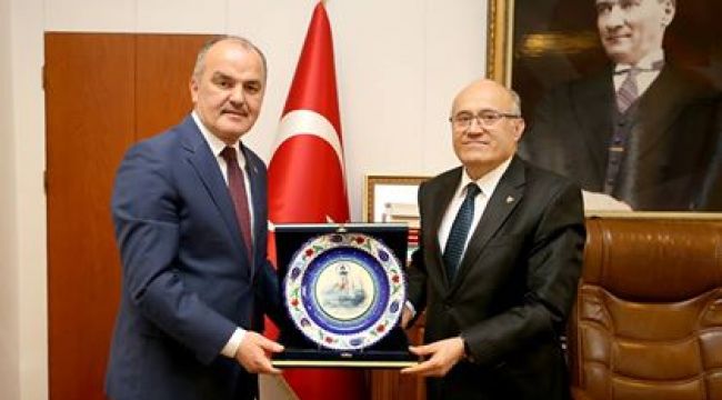 BAŞKAN GÜRLESİN'DEN KENT PROTOKOLÜNE VEDA ZİYARETİ  