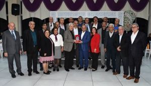 BAŞKAN HASAN ARSLAN'DAN TEŞEKKÜR YEMEĞİ