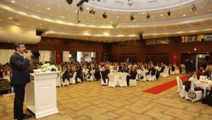 BAŞKAN KARADENİZ'DEN KADINLARA ÖZEL KAHVALTI