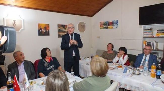 BAŞKAN ÖZCAN'DAN MECLİS ÜYELERİNE VEDA YEMEĞİ ÖZCAN: BİRLİKTE ÇOK GÜZEL İŞLER BAŞARDIK, HAKKINIZI HELAL EDİN