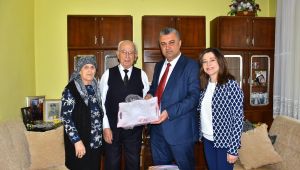 BELEDİYE BAŞKANI ULAŞ YURDAKUL'DAN YAŞLILAR HAFTASINDA ANLAMLI ZİYARET