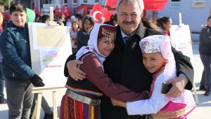 -BELEDİYE BAŞKANI UYSAL, NEVRUZ KUTLAMALARINA KATILDI
