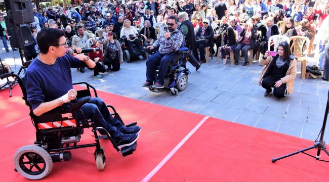 Bornova'da 'Farkındalık İçin +1 Fark Yarat' etkinliği  