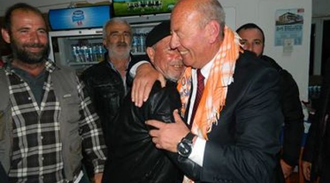 CENGER'DEN OVACIK'TA COŞKULU MİTİNG!