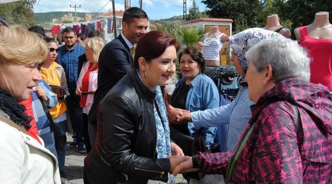 CHP'li Kılıç, Foça'da seçim çalışması yaptı 