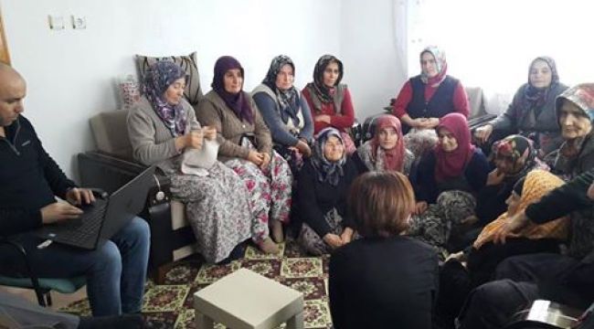 Çiftçi kadınlara hayvan yetiştiriciliği eğitimi