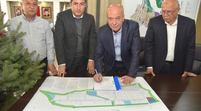 Dursunbey OSB'de Akü Üretimi Yapan Firmaya Yer Tahsisi Yapıldı