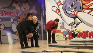 Engelli öğrenciler bowling turnuvasında 