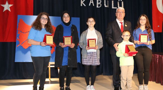 Ergene'de İstiklal Marşının Kabulü ve Mehmet Akif Ersoy'u Anma Programı Düzenlendi