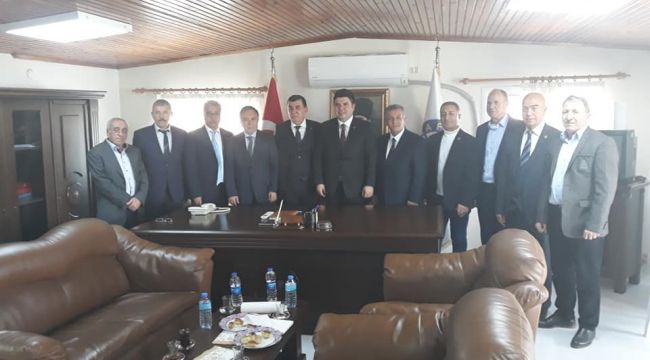 ERHAN KILIÇ BUCA ESNAF SANATKARLAR ODASI BAŞKANI TURAN YAZGAN VE YÖNETİMİNİ ZİYARET ETTİ