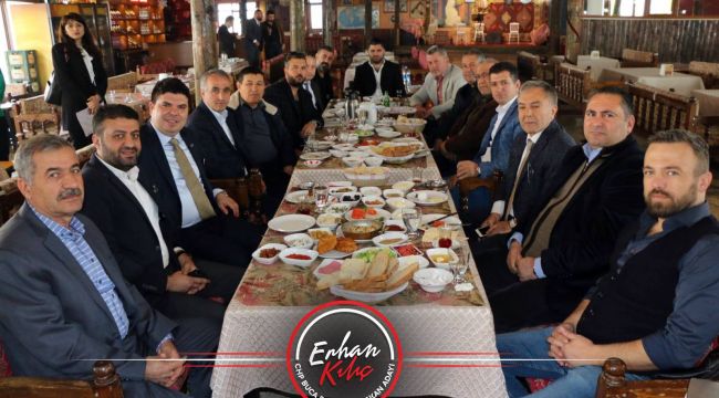 ERHAN KILIÇ KASIAD İLE KAHVALTIDA BULUŞTU