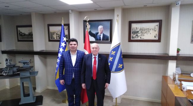 ERHAN KILIÇ TÜRKİYE BOSNA-HERSEK KÜLTÜR DERNEKLERİ FERDERASYONU BAŞKANI KEMAL BAYSAL İLE KEYİFLİ SOHBET GERÇEKLEŞTİRDİ.
