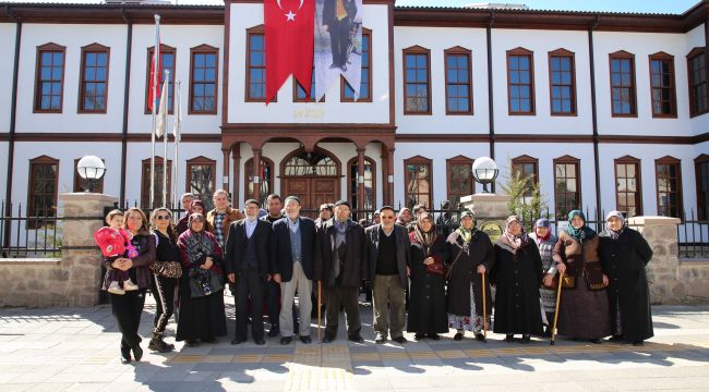 Eski Günleri Yâd Ettiler