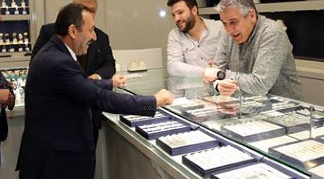 ETİMESGUT MERKEZ ESNAFI CUMHUR İTTİFAKINDAN YANA