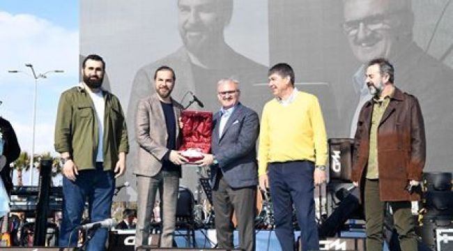 FETİH DESTANI GÖNÜLLERİ FETHETTİ