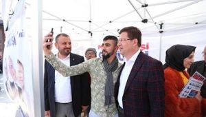 GENÇLER MERKEZEFENDİ'NİN 5 YILINI SERGİLEDİ