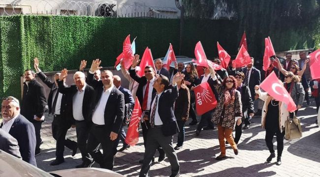Karabağlar'da coşkulu yürüyüş