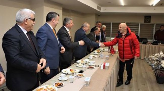 KARTAL BELEDİYESİ'NDE 120. MUHTARLAR TOPLANTISI GERÇEKLEŞTİRİLDİ