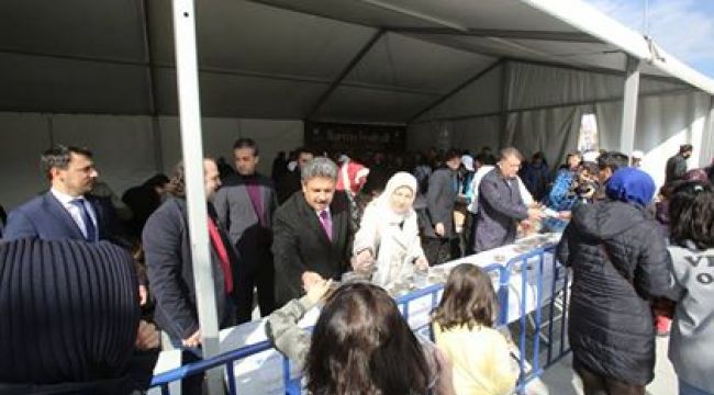 KÜÇÜKÇEKMECELİLERDEN SARMA FETİVALİ'NE BÜYÜK İLGİ