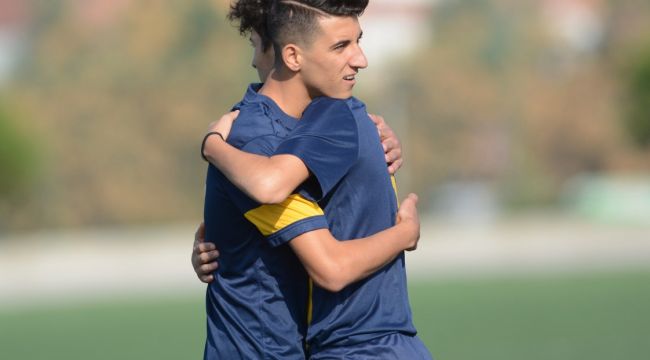 Manisa Büyükşehir'in Gençleri Muğlaspor'a Geçit Vermedi 