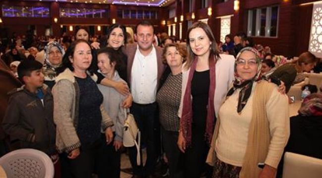 Menderes'te 8 Mart Kutlaması