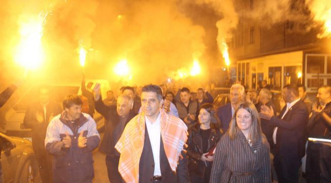 "Menderes'te ben değil, biz olacağız"