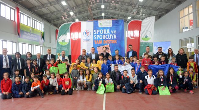 Minik Satranççıların Madalya Sevinci