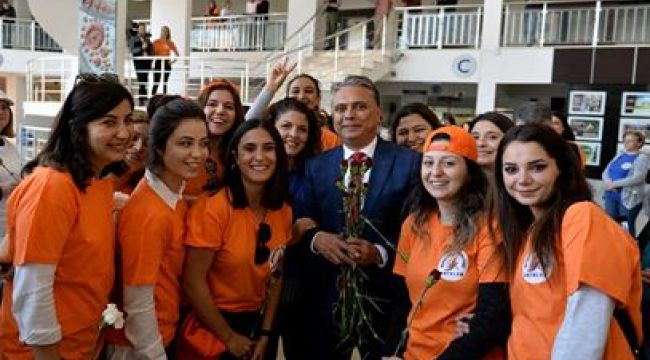 Muratpaşa'da 8 Mart kutlaması