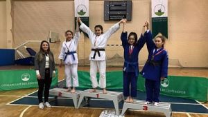 -	Osmangazili Judocuların Madalya Coşkusu