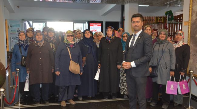 Sancaklılı kadınlar Şehzadelerpark'ı gezdi