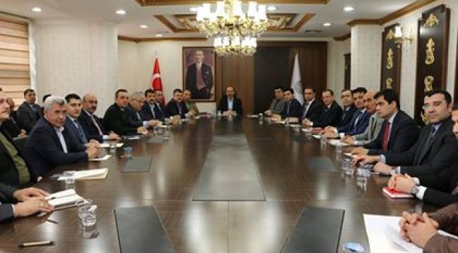 ŞANLIURFA CUMHURBAŞKANININ GELİŞİNE HAZIRLANIYOR