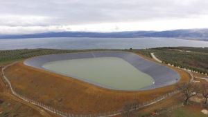 TOPRAK SUYLA BULUŞUYOR İZNİK KIRSALI KALKINIYOR