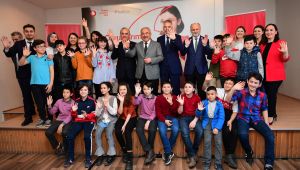 YARINI KODLAYANLAR PROJESİ"NİN TANITIMI YAPILDI