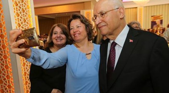 *Yaşar, Kadınlar Günü'nde emekçi kadınları yalnız bırakmadı