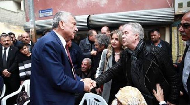 YAZARLARIYLA ÜNLÜ ADANA'YA YAZARLAREVİ	