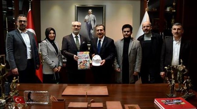 YEŞİLAY'DAN BAŞKAN ATAÇ'A ZİYARET