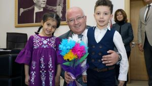 23 Nisan'da Çocuklar Başkan Oldu 