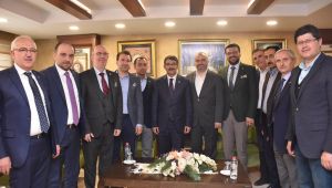 AK PARTİ MİLLETVEKİLLERİ BAŞKAN ÇELİK'İ TEBRİK ETTİ