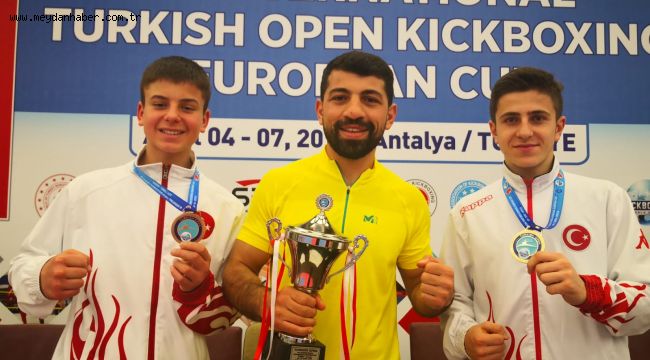 Avrupa Kick Boks Şampiyonları Büyükçekmece'den çıktı
