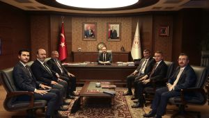 Başkan Aşgın Bakan Kasapoğlu'na ziyaret