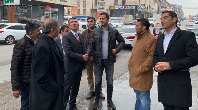 Başkan Balcı'dan yangında hasar gören mobilya mağazasına ziyaret 