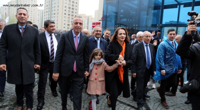 BAŞKAN BATTAL İLGEZDİ MAZBATASINI ALDI