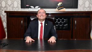 BAŞKAN ELÇİN AVUKATLAR GÜNÜNÜ KUTLADI